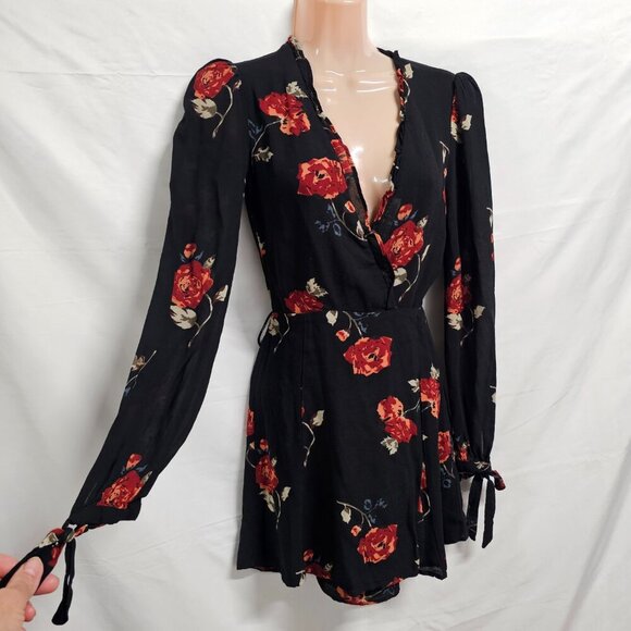 Reformation Floral Wrap Short Dress Women Size XS Black - Picture 7 of 16